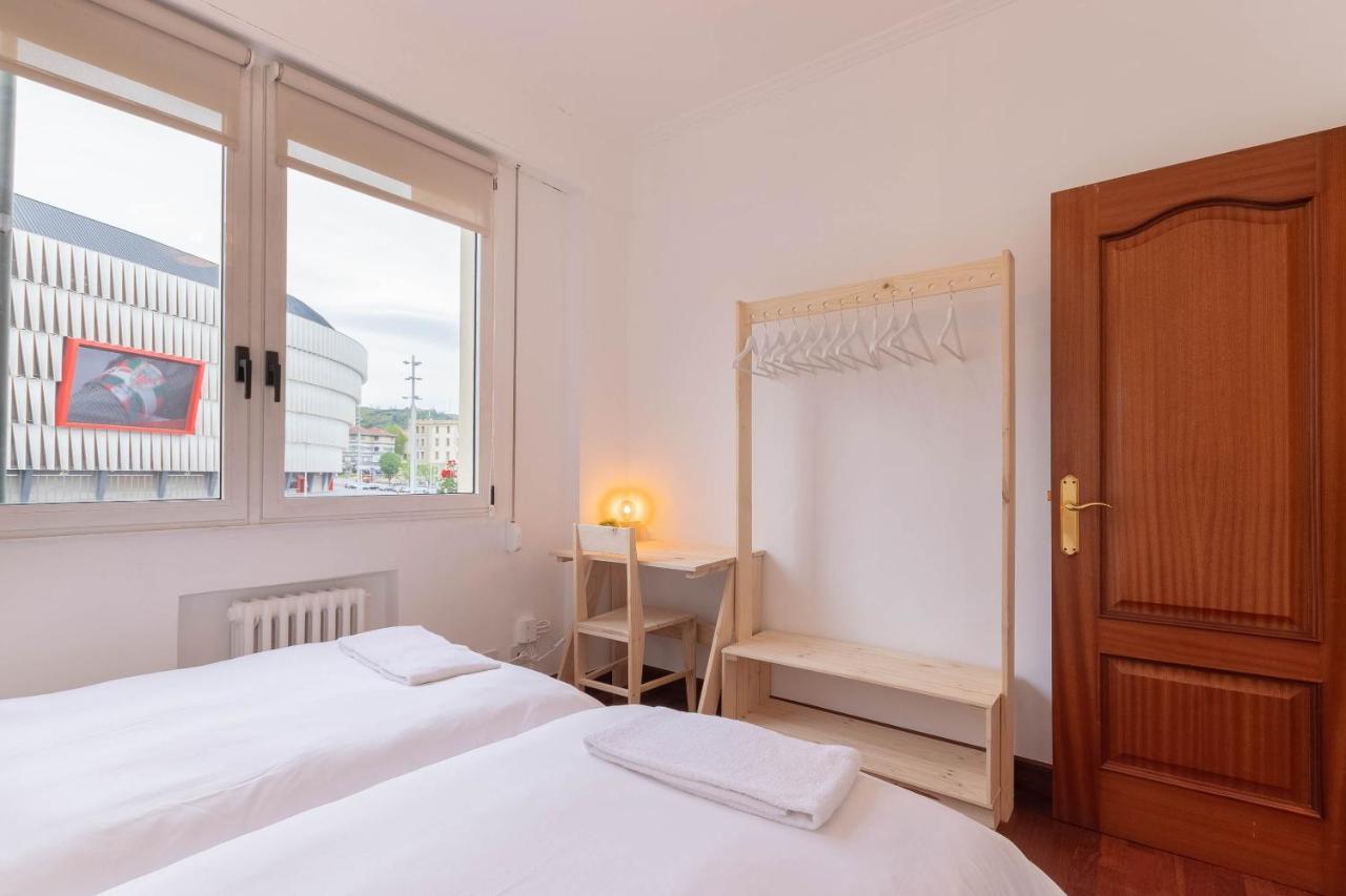 Apartamento Con Vistas Al Estadio San Mames Bilbao Ngoại thất bức ảnh